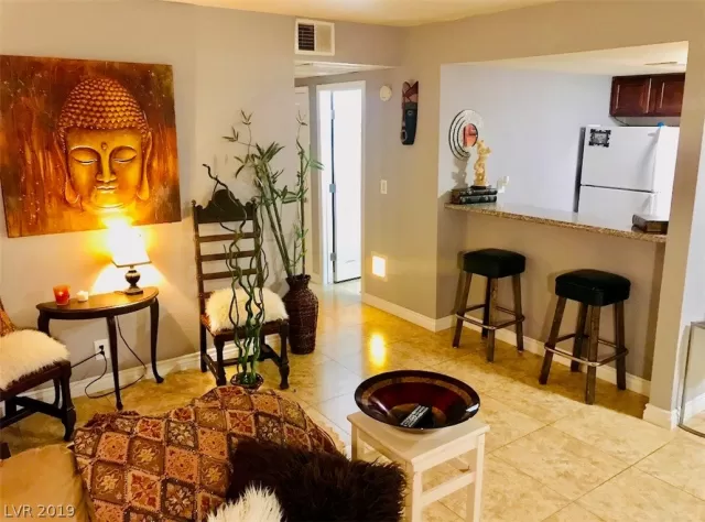 MLS: 2120266 Condo For Sale