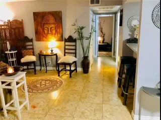 Photo #1: 2120266 Listing