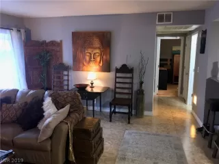 Photo #2: 2120266 Listing