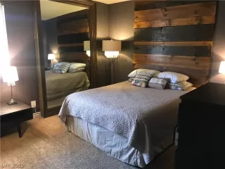 Photo #6: 2120266 Listing