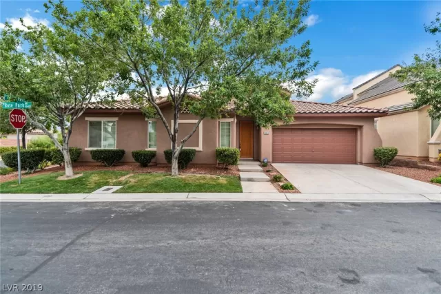 MLS: 2120271 Condo For Sale