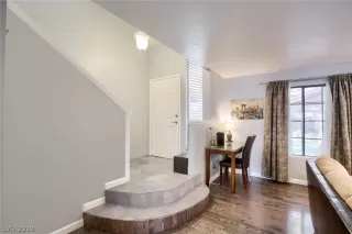 Photo #1: 2120295 Listing 