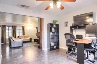 Photo #5: 2120295 Listing 