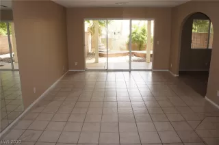 Photo #2: 2120351 Listing 