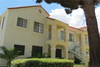 Photo #1: 2120362 Listing 