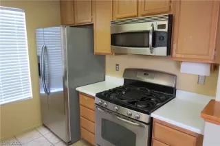 Photo #4: 2120362 Listing 