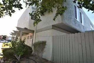 Photo #1: 2120395 Listing 