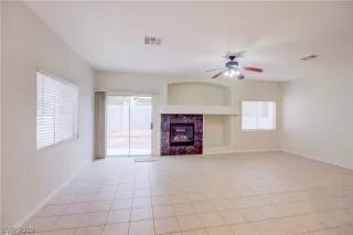 Photo #6: 2120407 Listing