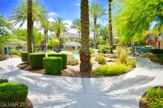 Photo #2: 2120424 Listing