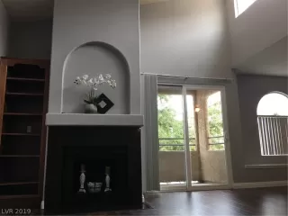 Photo #4: 2120539 Listing 