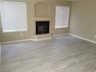 Photo #4: 2120544 Listing