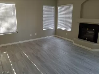 Photo #5: 2120544 Listing