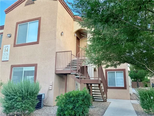 MLS: 2120548 Condo For Sale