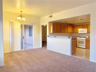 Photo #4: 2120548 Listing 