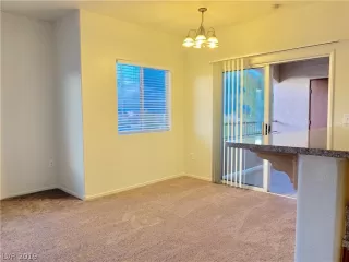 Photo #5: 2120548 Listing 