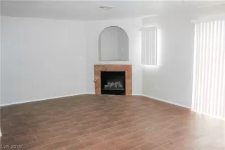 Photo #6: 2120576 Listing 