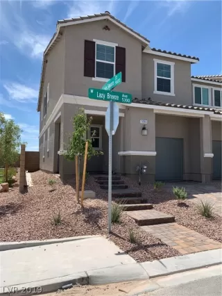 Photo #1: 2120646 Listing 