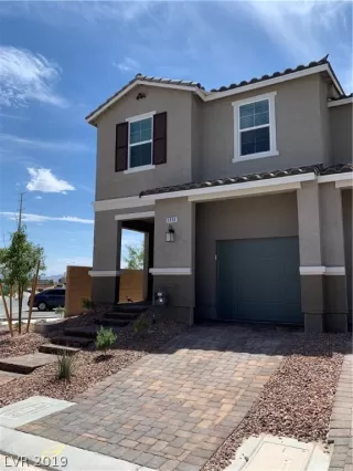 Photo #2: 2120646 Listing 