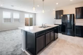 Photo #6: 2120646 Listing 