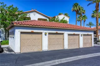 Photo #1: 2120658 Listing