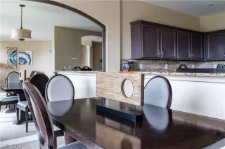 Photo #3: 2120735 Listing 