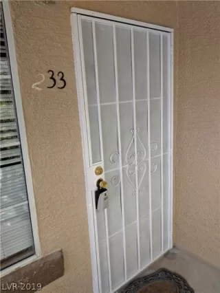 Photo #2: 2120827 Listing 