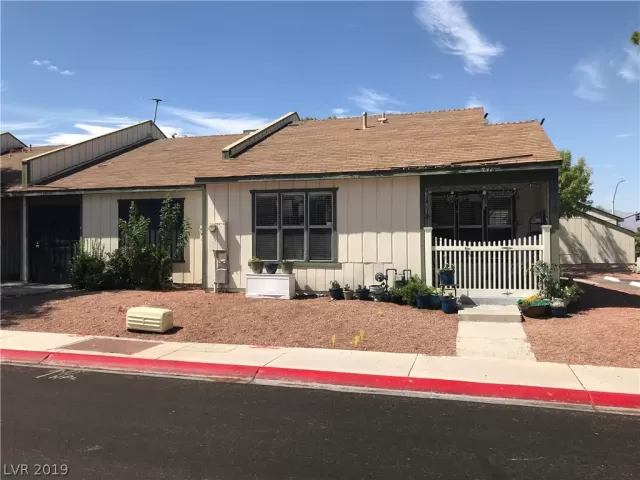 MLS: 2120839 Condo For Sale