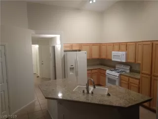 Photo #1: 2120849 Listing 