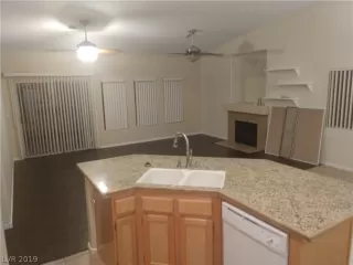 Photo #3: 2120849 Listing 