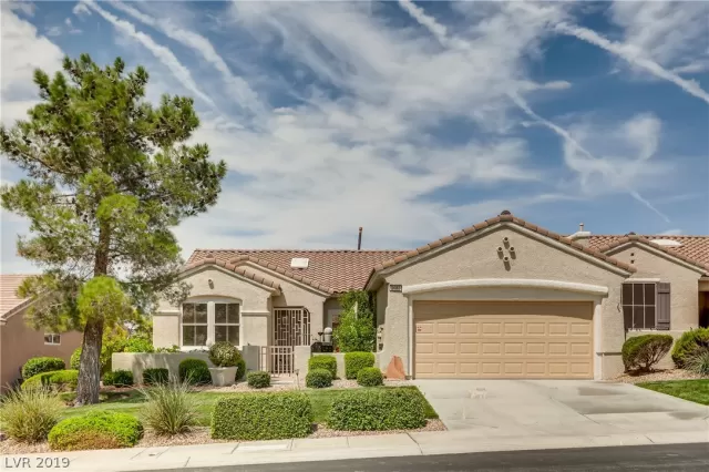 MLS: 2120893 Condo For Sale