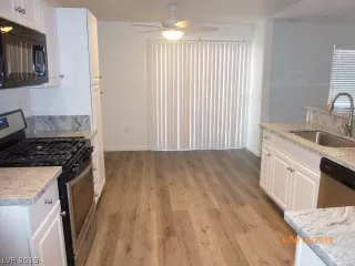 Photo #6: 2120900 Listing 