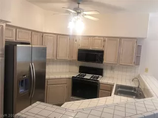 Photo #1: 2120909 Listing 