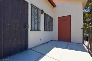 Photo #2: 2120919 Listing 