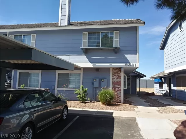 MLS: 2120975 Condo For Sale