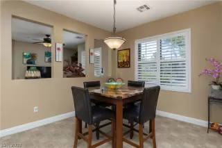 Photo #3: 2121005 Listing 