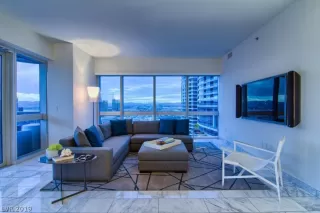 Photo #1: 2121024 Listing 