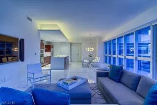 Photo #2: 2121024 Listing 