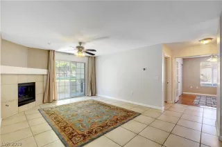 Photo #6: 2121027 Listing