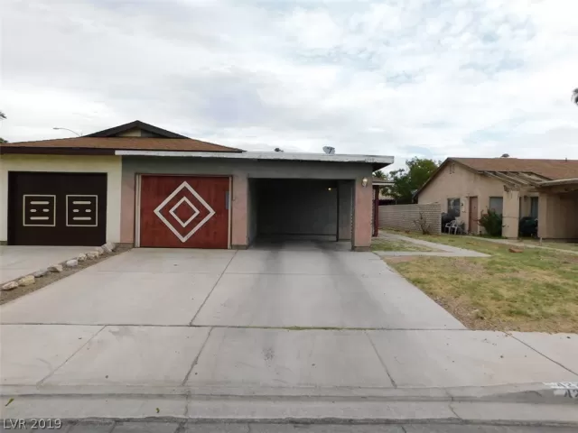 MLS: 2121068 Condo For Sale