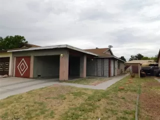 Photo #1: 2121068 Listing 