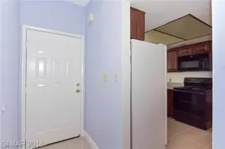 Photo #1: 2121136 Listing