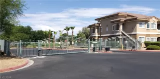 Photo #2: 2121161 Listing