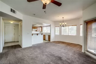 Photo #4: 2121161 Listing