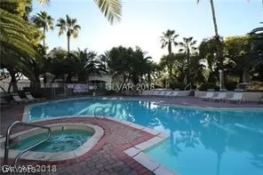 Photo #6: 2121192 Listing 