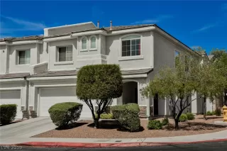 Photo #1: 2121245 Listing