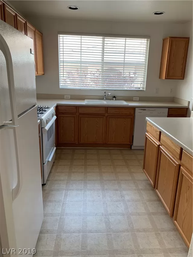 MLS: 2121319 Condo For Sale