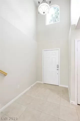 Photo #1: 2121355 Listing