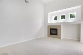 Photo #4: 2121355 Listing