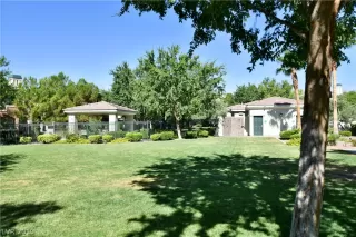 Photo #1: 2121372 Listing 