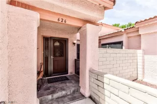 Photo #3: 2121516 Listing